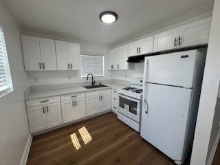 Foto del edificio - 121 W Century Blvd