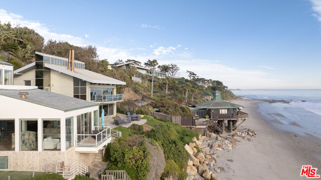 Building Photo - 33334 Pacific Coast Hwy