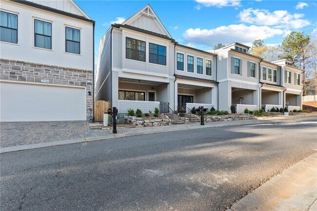 Building Photo - 777 Stickley Oak Way