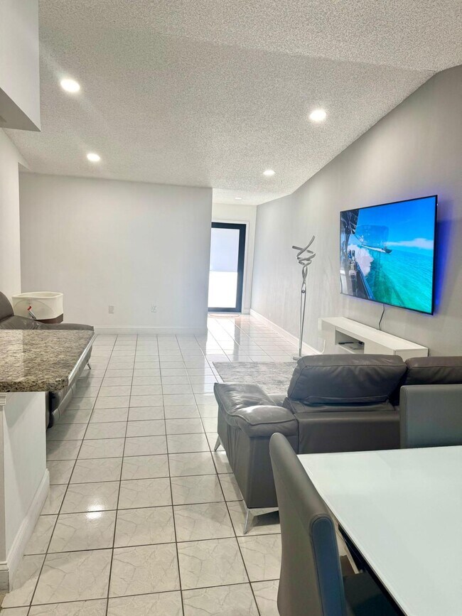 Foto del edificio - 5402 SW 138th Ave