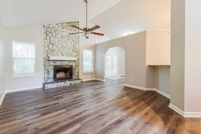 Building Photo - 1216 Gallatin Ct
