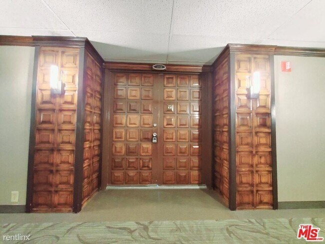 Building Photo - 2 br, 2 bath Condo - 10535 Wilshire Blvd A...