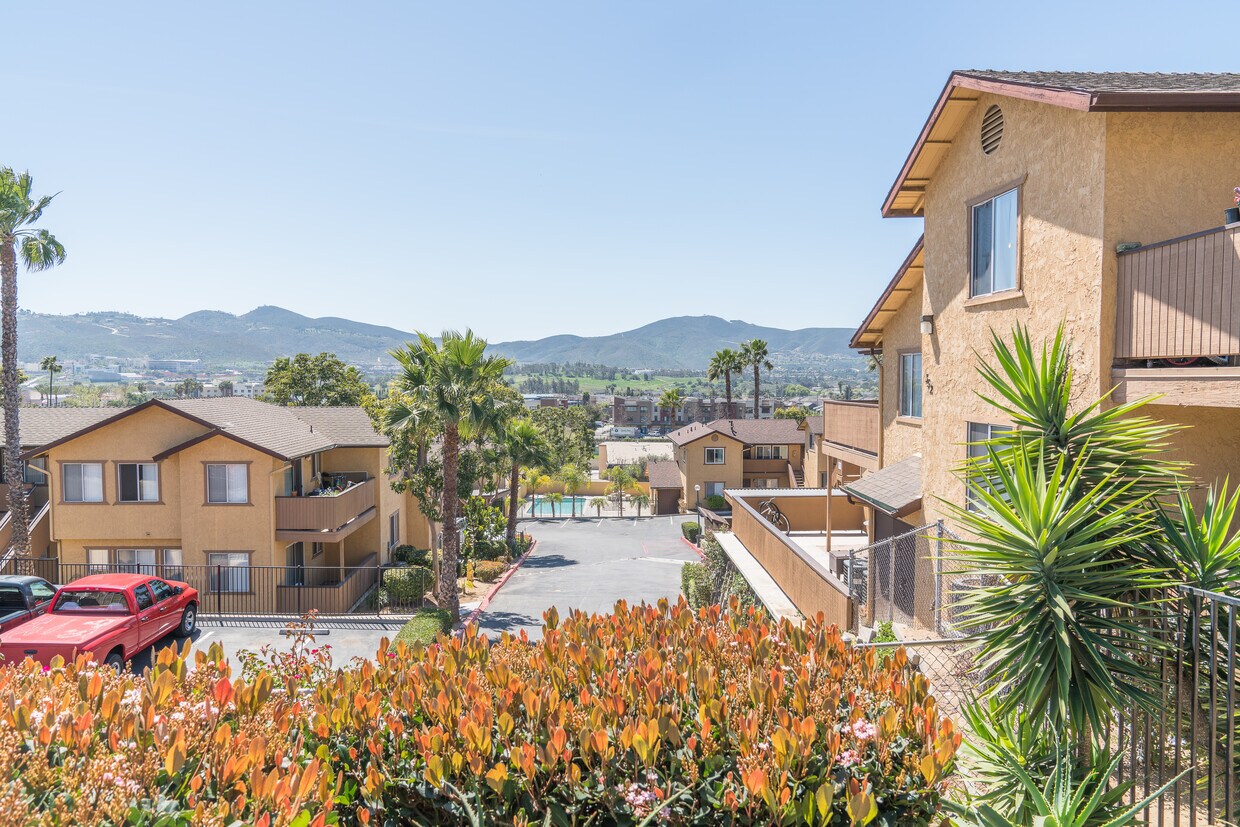 Casa Mia Apartments San Marcos, CA