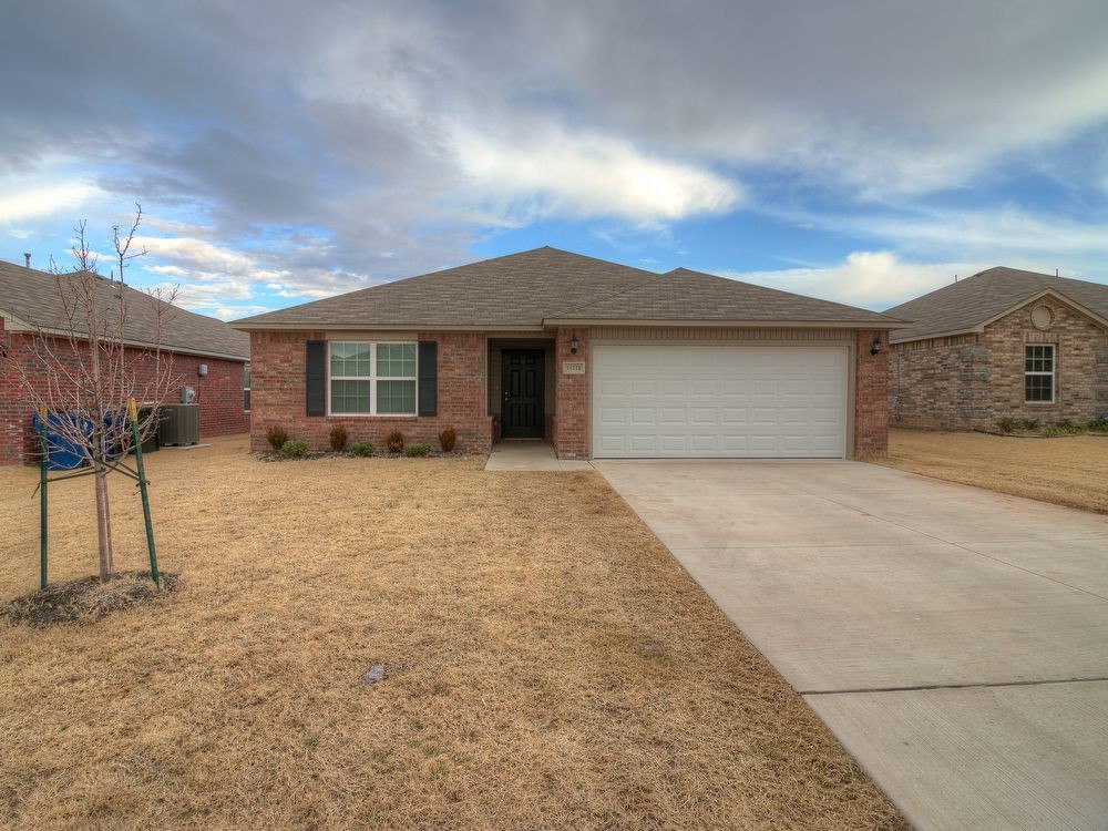 Primary Photo - 10216 Hidden Village Drive