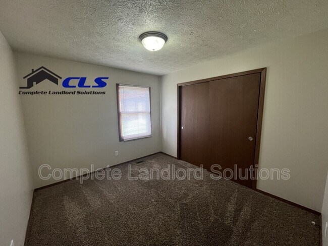 Building Photo - 4267 S Avery St
