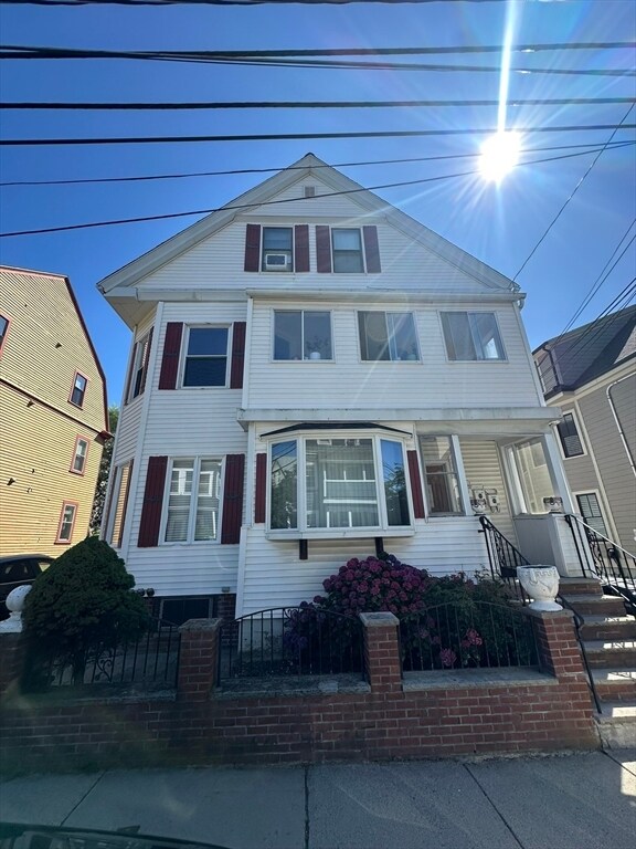 Primary Photo - 35 Windsor Rd