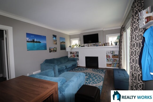 Building Photo - Amazing 3 bed Home!