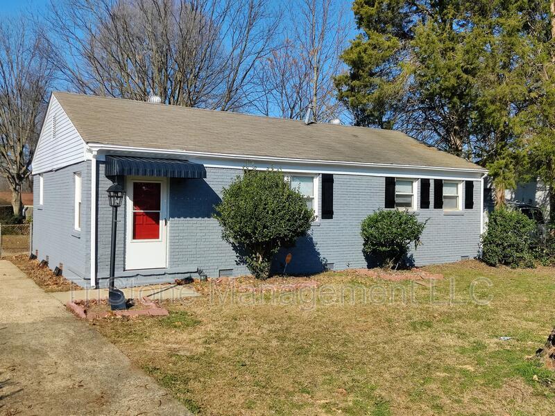 Primary Photo - 2231 English Dr