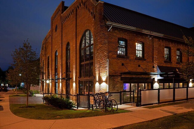 Building Photo - 31 Powerhouse St