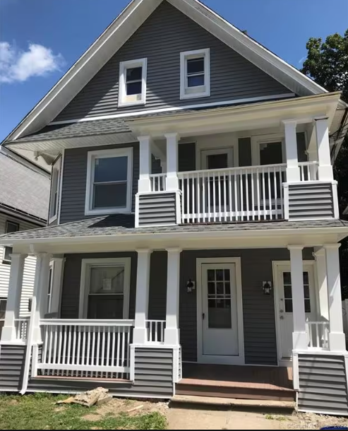 Front of 38 Colley - 38 Colley St