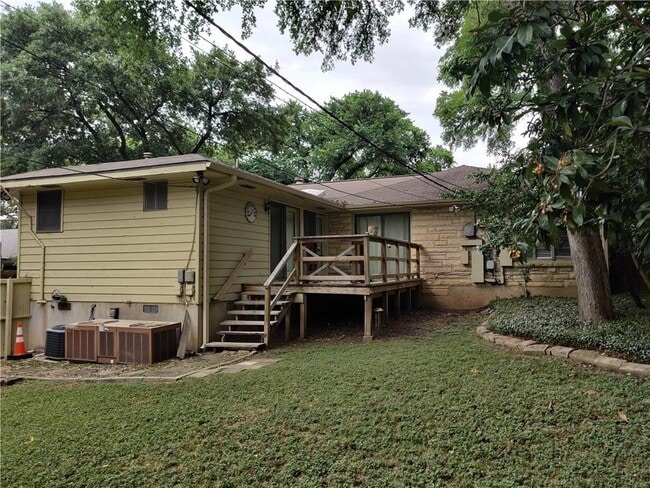 Building Photo - 3215 Cherry Ln