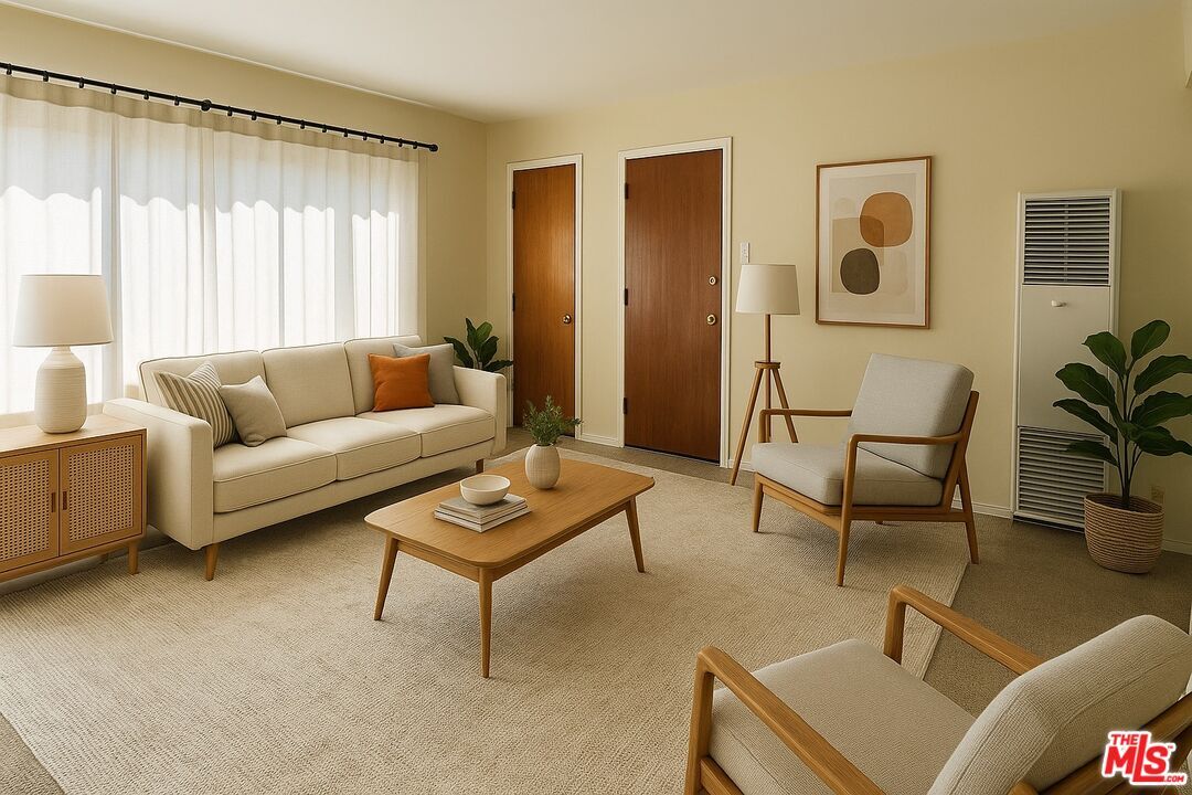 Foto principal - 828 N Alta Vista Blvd