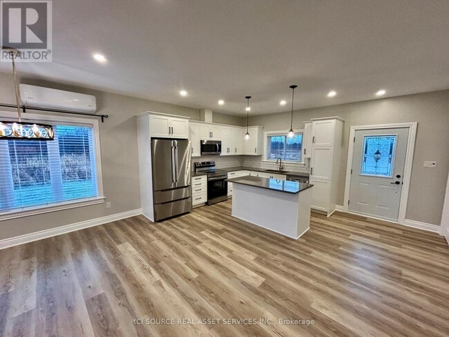 Building Photo - 3496 Burnstown Rd