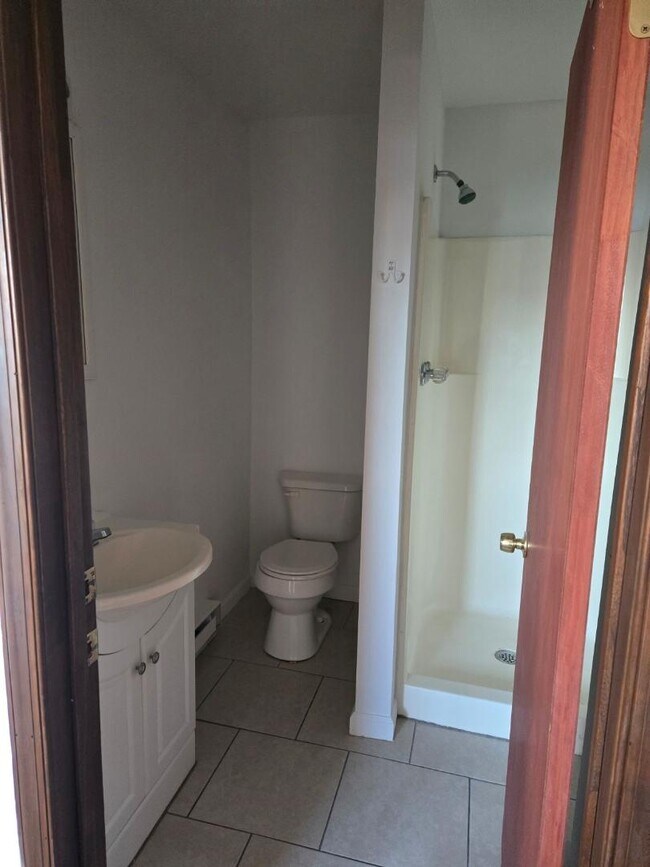 Building Photo - 521 Washington Ave