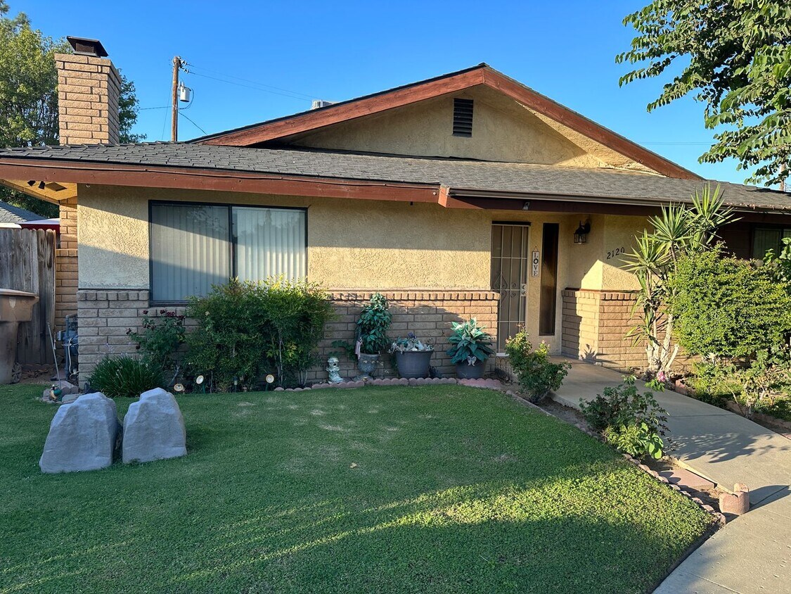 Foto principal - 2120 Roosevelt St