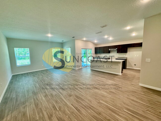 Building Photo - Welcome to your dream home on Spring Park ...