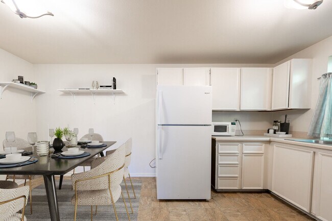 Building Photo - Tacoma Rambler