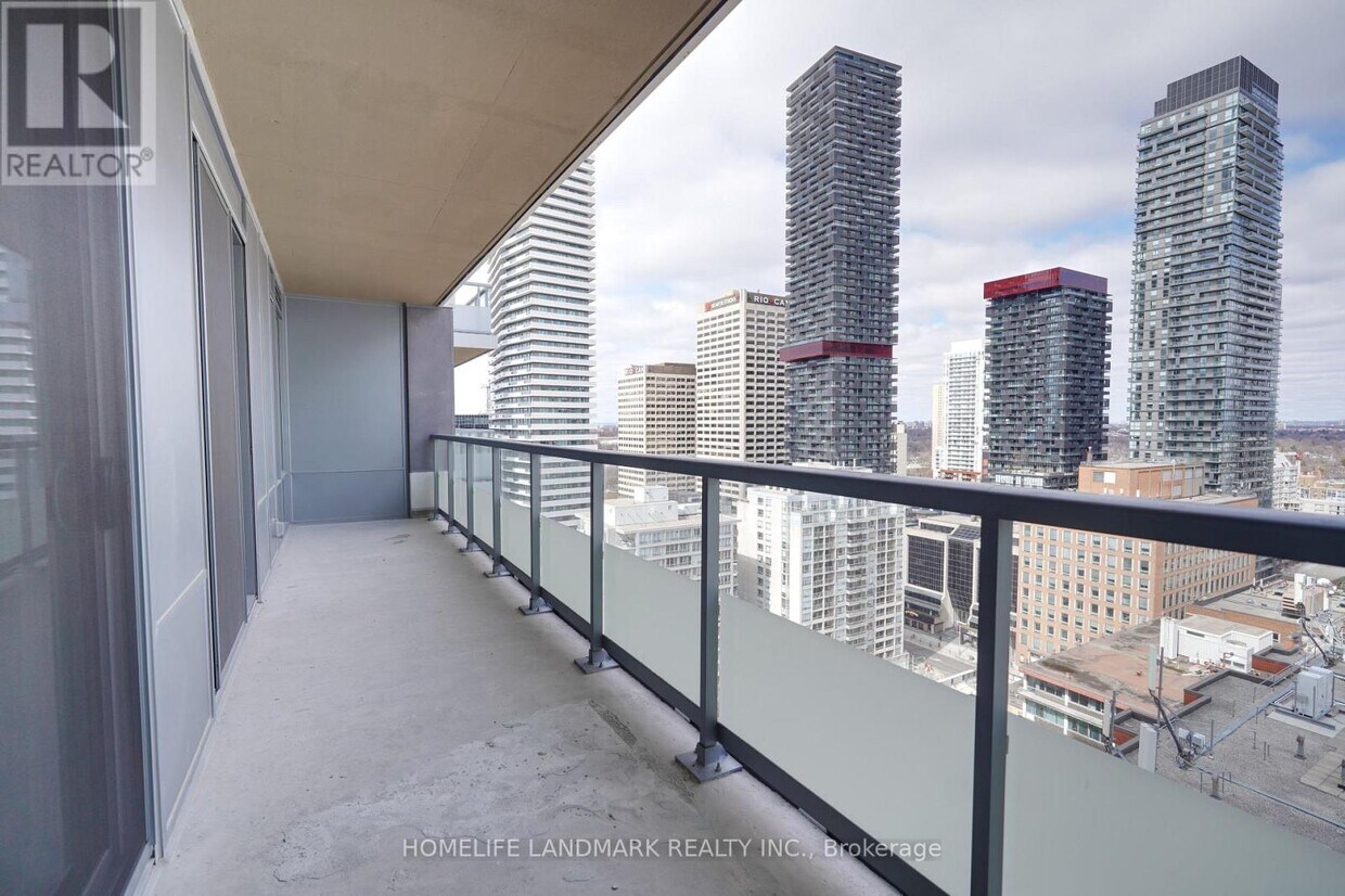 Photo principale - 50-2350 Dunfield Ave
