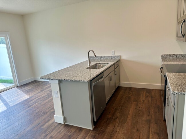 Building Photo - 3538 Bisham Wood Ln