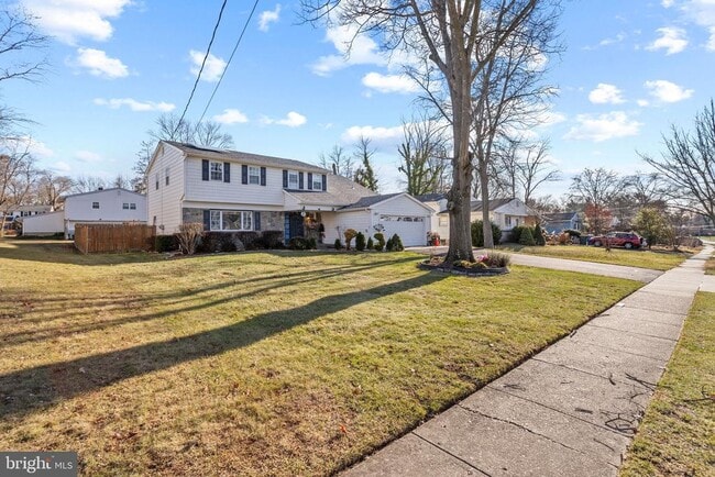 Building Photo - 410 Barby Ln
