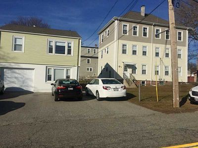 Foto del edificio - 636 Woonasquatucket Ave
