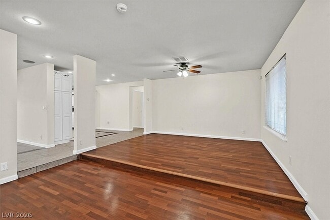 Building Photo - 3645 Forestcrest Dr