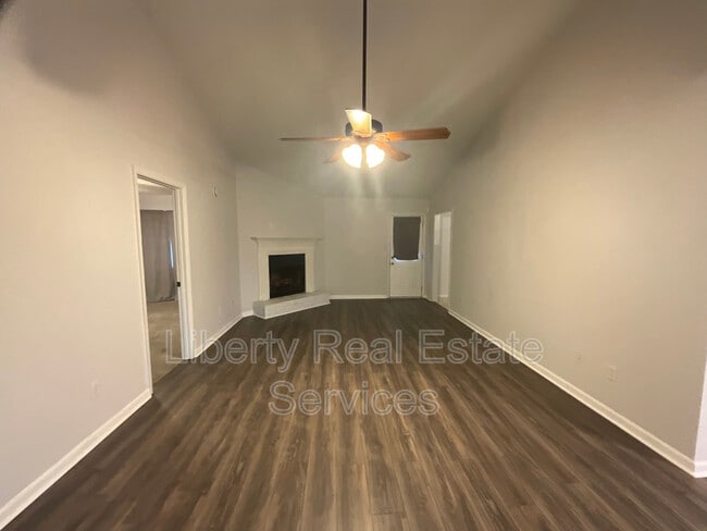 Building Photo - 1434 Paul Caswell Blvd