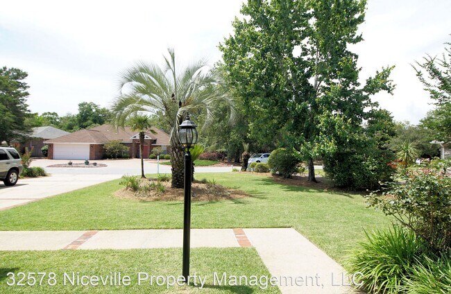 Building Photo - 4 br, 2 bath House - 1654 Parkside Circle