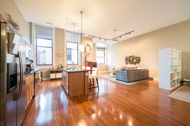 Foto del edificio - Fifth Avenue School Lofts