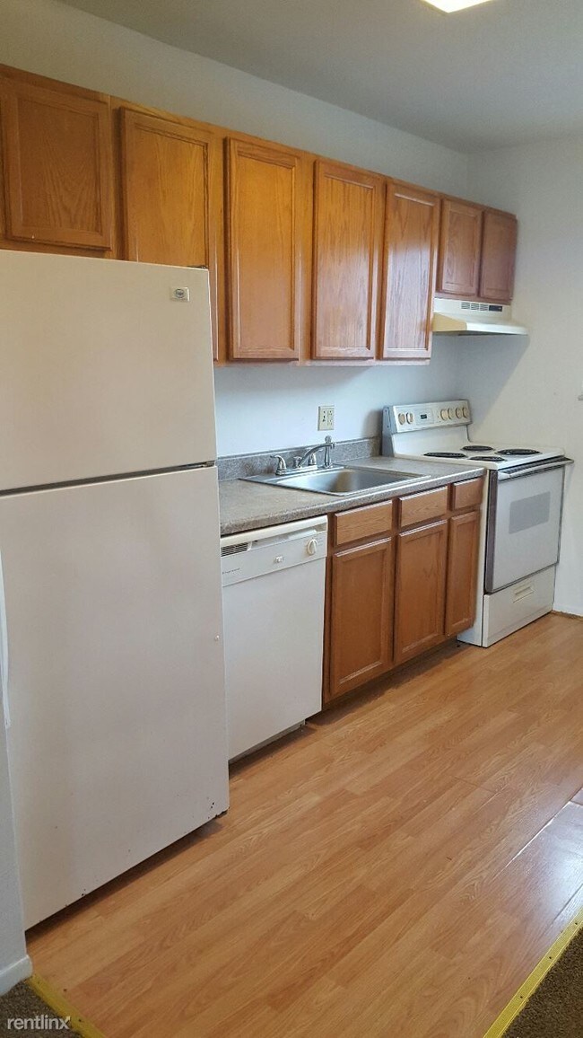 Foto del edificio - 1335 Brooke Park Dr