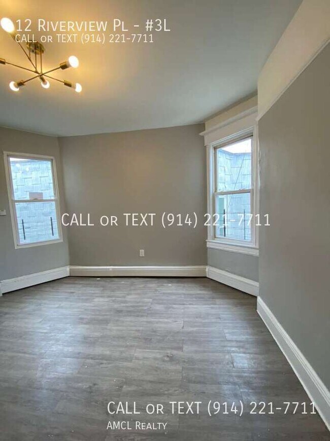 Foto del edificio - 12 Riverview Pl