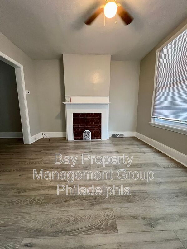 Foto del edificio - 5748 N Beechwood St