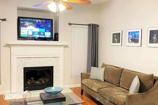 Foto del edificio - 4641 Parkway Cir