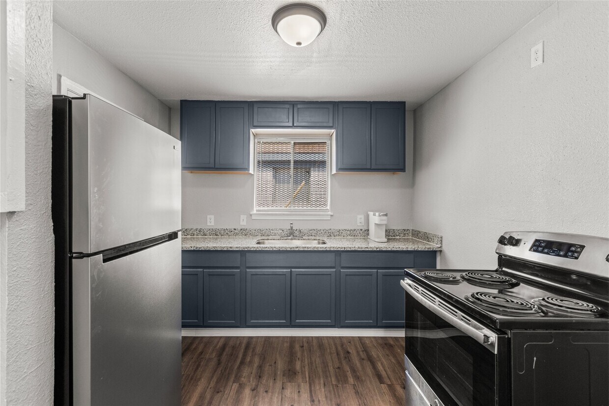Foto principal - 5718 Pickfair St