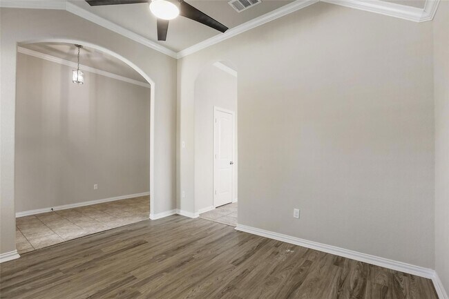 Foto del edificio - 2208 Tranquility Ln