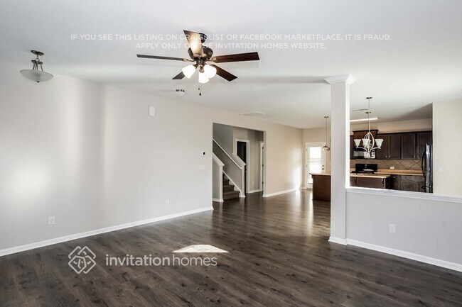 Foto del edificio - 124 Caprine Ct