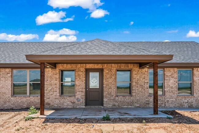 Building Photo - 11015 N County Rd 2800