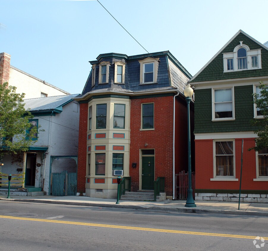 410 W King St, Martinsburg, WV 25401 Apartments in Martinsburg, WV