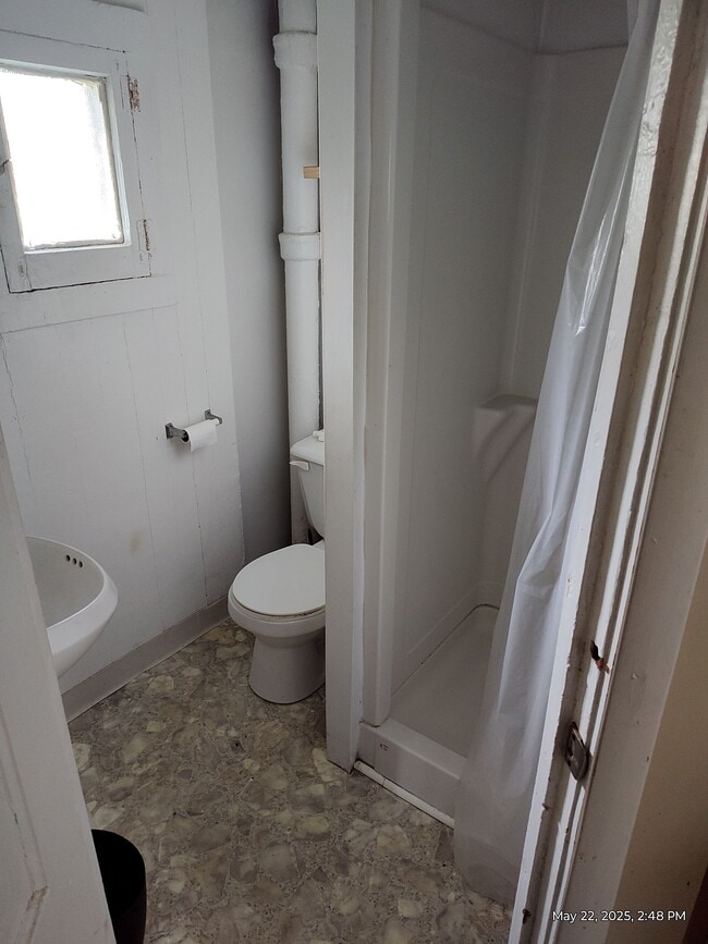Building Photo - 50 Comfort St