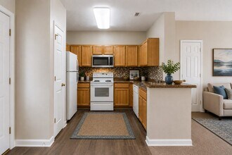 Building Photo - Falls Creek Apartments and Townhomes