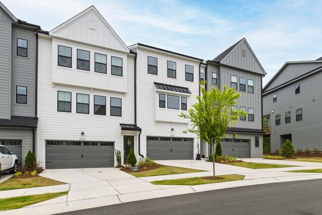 Foto del edificio - 4730 Cypress Tree Ln