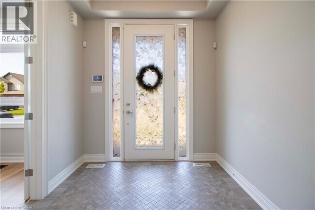 Building Photo - 19 Secinaro Ave