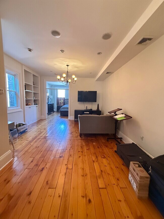 Foto del edificio - 913-915-915 Willow Ave