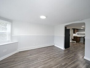 Building Photo - 3250 N Albany Ave
