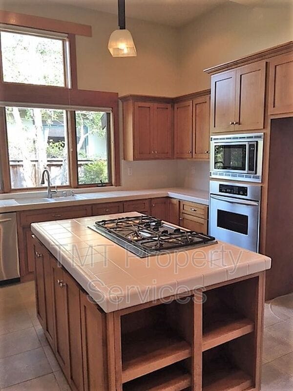 Foto del edificio - 760 Avocet Way