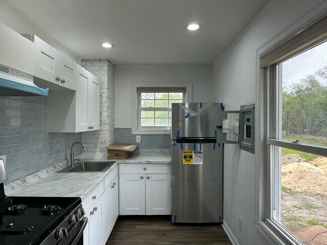 Foto del edificio - 959 Montauk Hwy