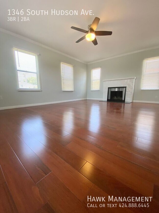 Foto del edificio - Spacious 3 bedroom 2 bath Unit (duplex)for...