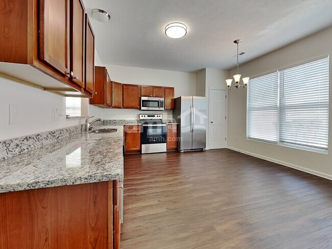 Building Photo - 4206 N Gensen Loop