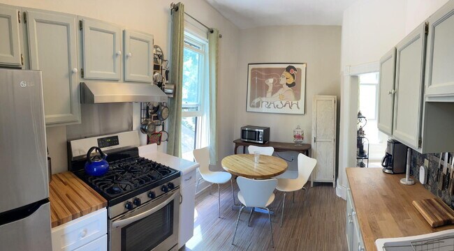 Foto del edificio - 826 Selby Ave