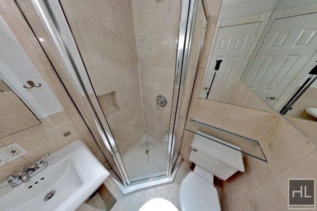 Foto del edificio - Avenue B